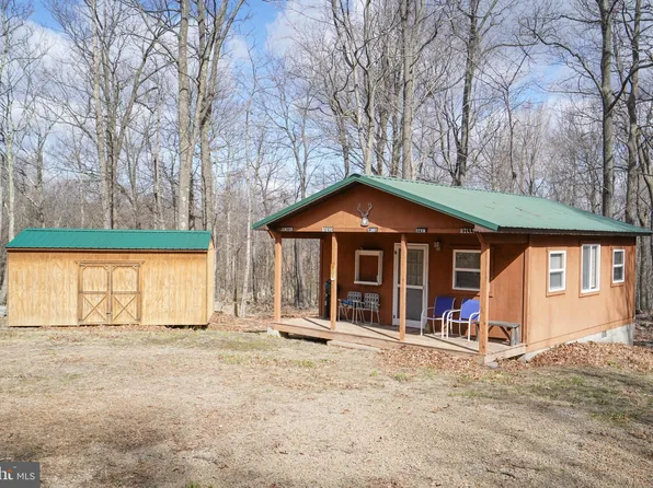 15800 Sprucewood Dr, Frostburg, MD 21532