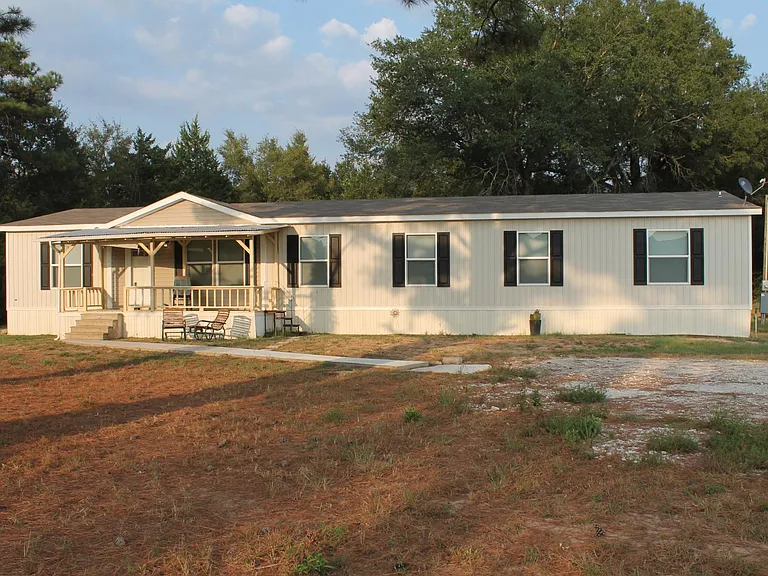 1004 County Road 2140 — Photo 14