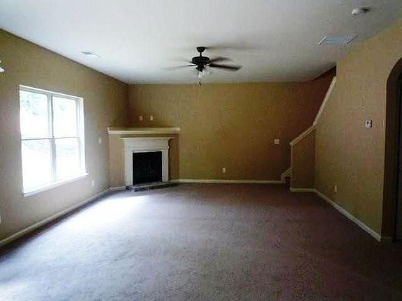 2nd image of 114 Stonecrest Dr