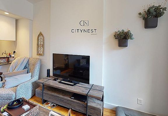 3rd image of 532 6th Ave APT 1R