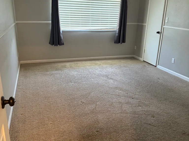 2302 E Loyola Dr — Photo 16