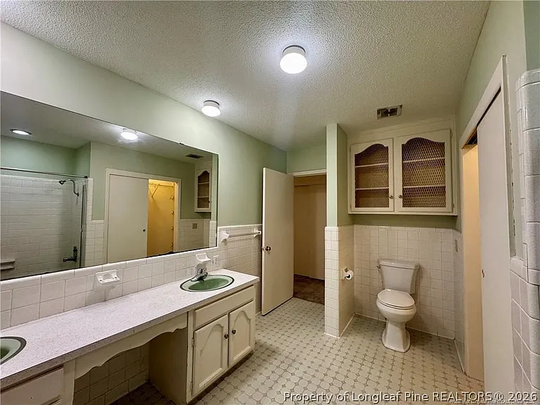 400 Harrill St — Photo 13