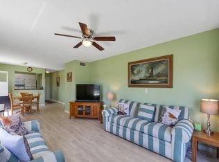 95 Spring Lake Drive #101, Vero Beach, FL 32962