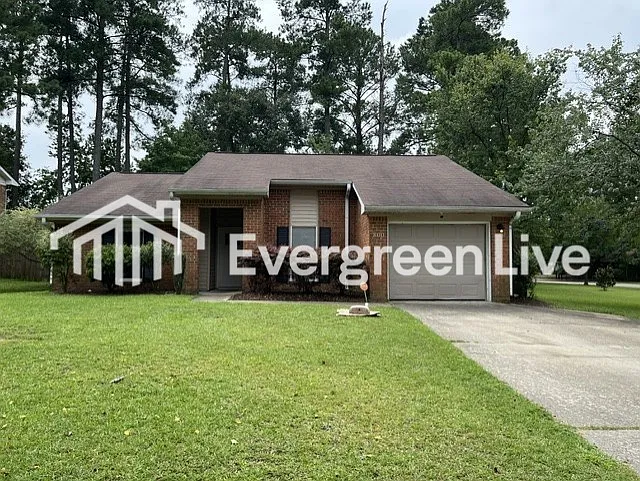 800 Bellflower Cir — Photo 1