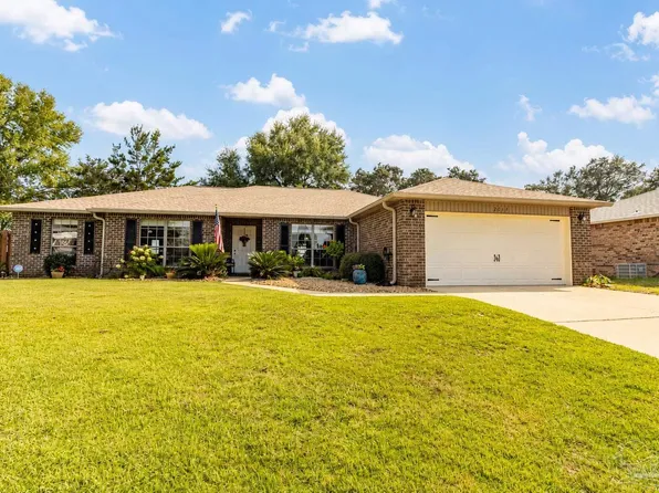 2511 Stormy Cir, Navarre, FL 32566
