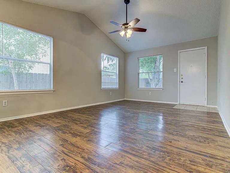 8116 W Gate Blvd — Photo 6