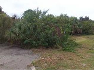 301 Becker Rd, Venice, FL 34293