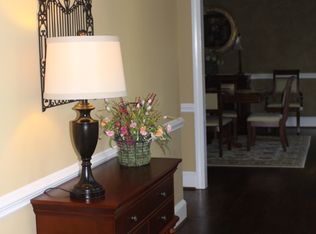 4 Nightingale Ln, Greenville, SC 29607