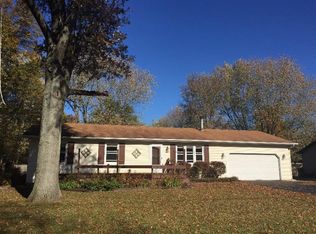 820 Park Ave, Porter, IN 46304