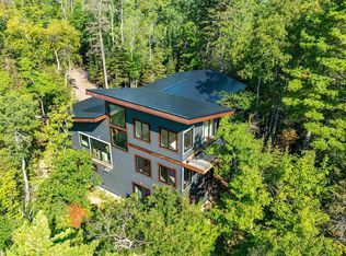 14330 Harbor Coast Ln, Copper Harbor, MI 49918