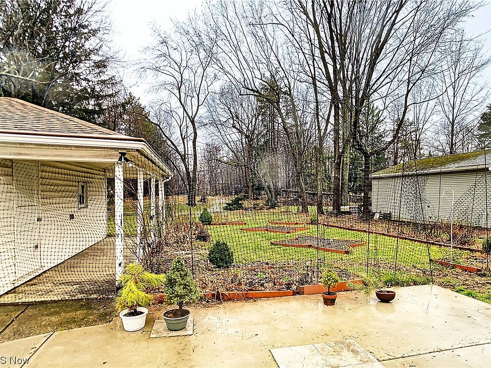 2102 Mapleview Dr, Seven Hills, OH 44131 Zillow