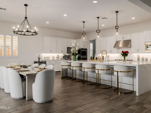 17210 W GRACEMONT Street, Surprise, AZ 85388