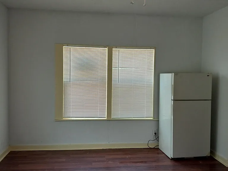 9714 Heidelberg St — Photo 10