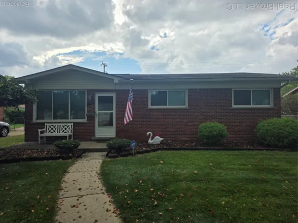14157 Bainbridge St, Livonia, MI 48154
