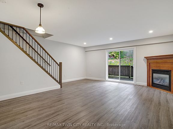 4th image of 162 Jansen Ave #25