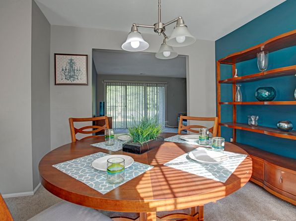 Royal Oaks and East Garden | 701 Royal Oaks Ct, Monmouth Junction, NJ