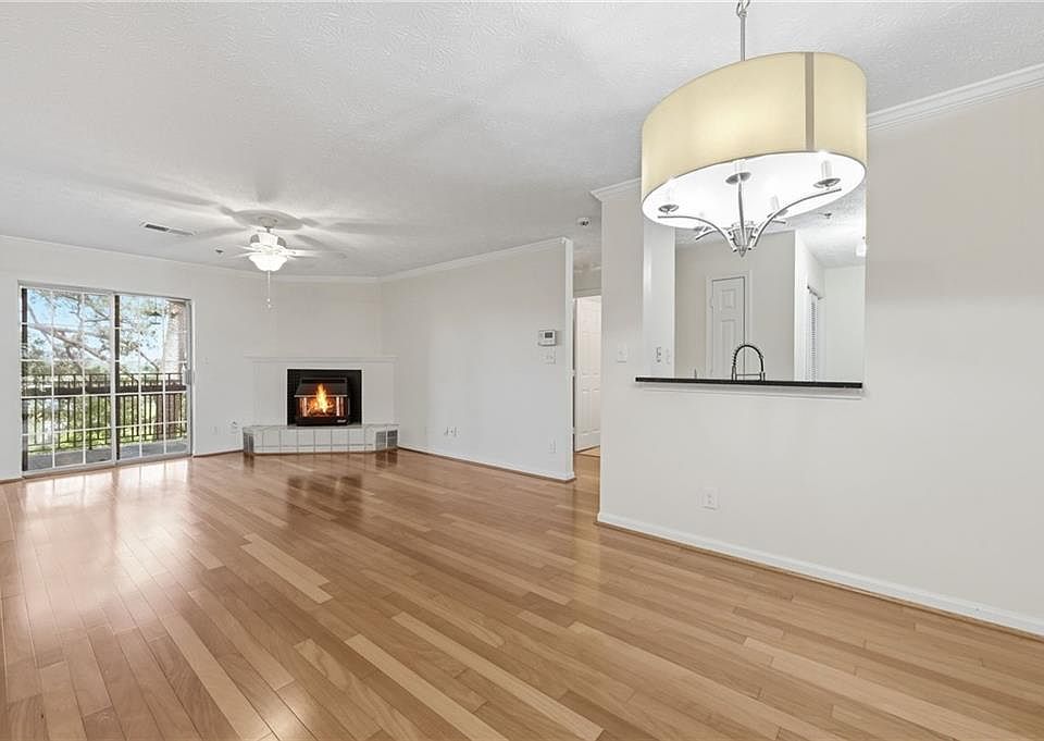 1st image of 970 Sidney Marcus Blvd NE