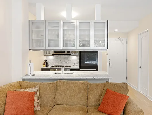 Rented by Keller Williams NYC | media 4