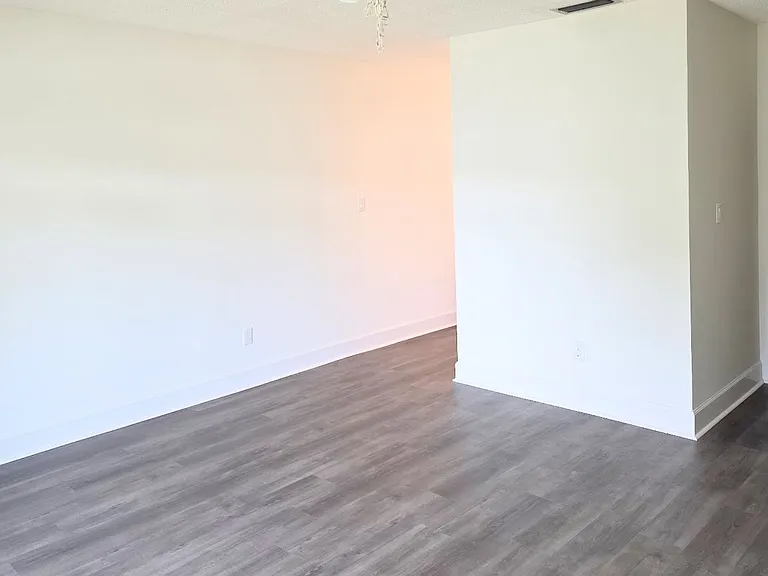 1237 N Egret Point — Photo 13