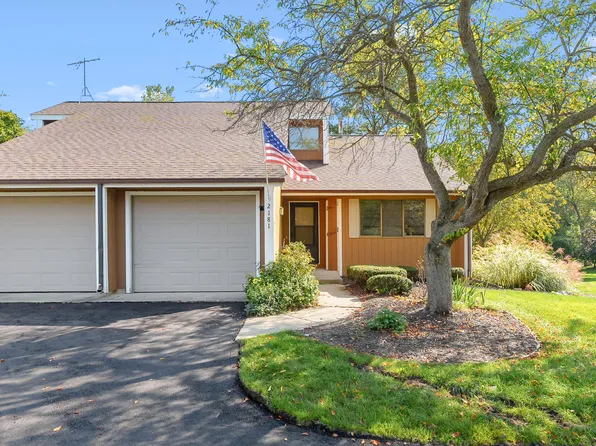 2181 Quail Run Dr #20, Kalamazoo, MI 49009