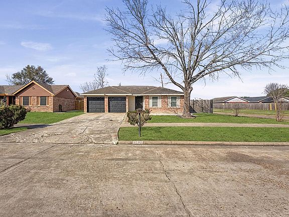 2nd image of 4702 Croker Ridge Rd