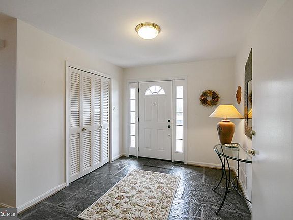 3rd image of 8402 Wild Olive Dr
