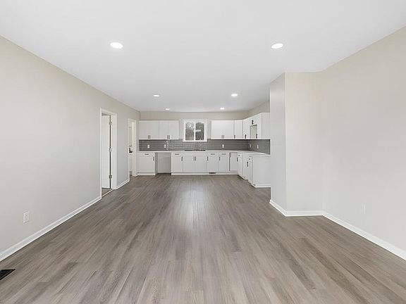 5th image of 2473 Box Elder Rd