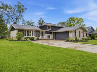 1314 Grandview Dr, New Lenox, IL 60451