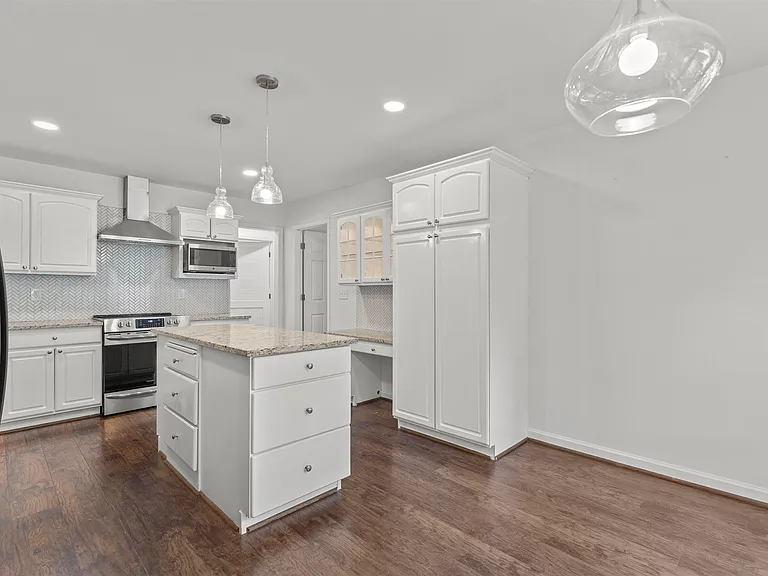 3560 Great Oak Ln — Photo 16
