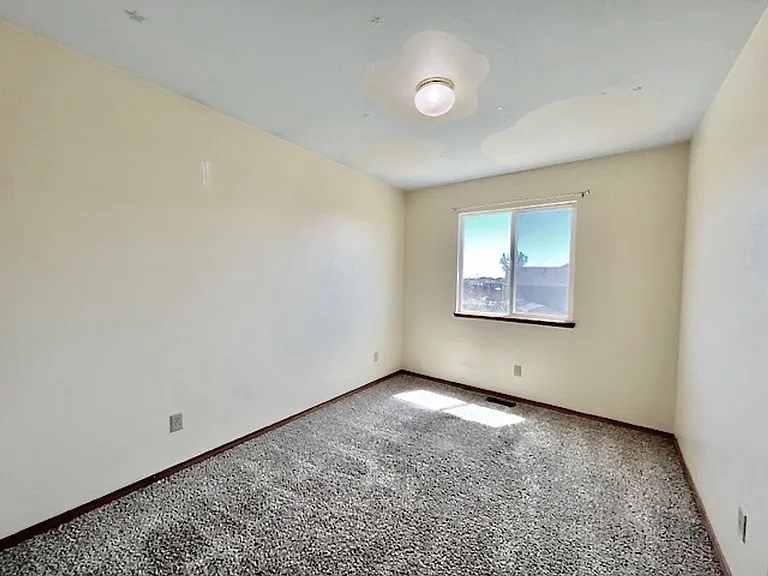 4275 Addax Ct — Photo 30