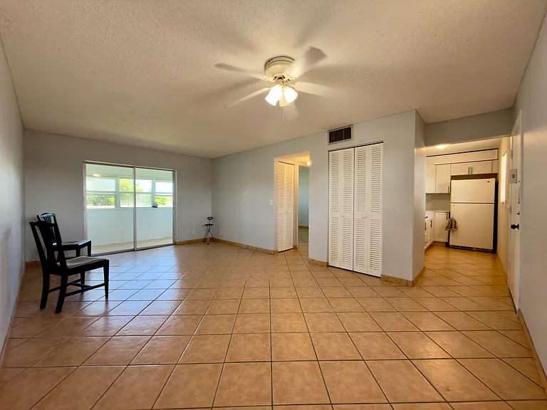 200 Bonnie Blvd #132 — Photo 4