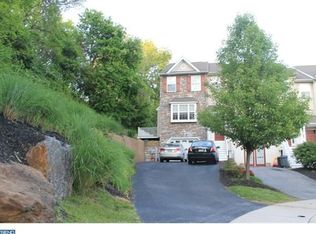 14 Linda Ln, Aston, PA 19014