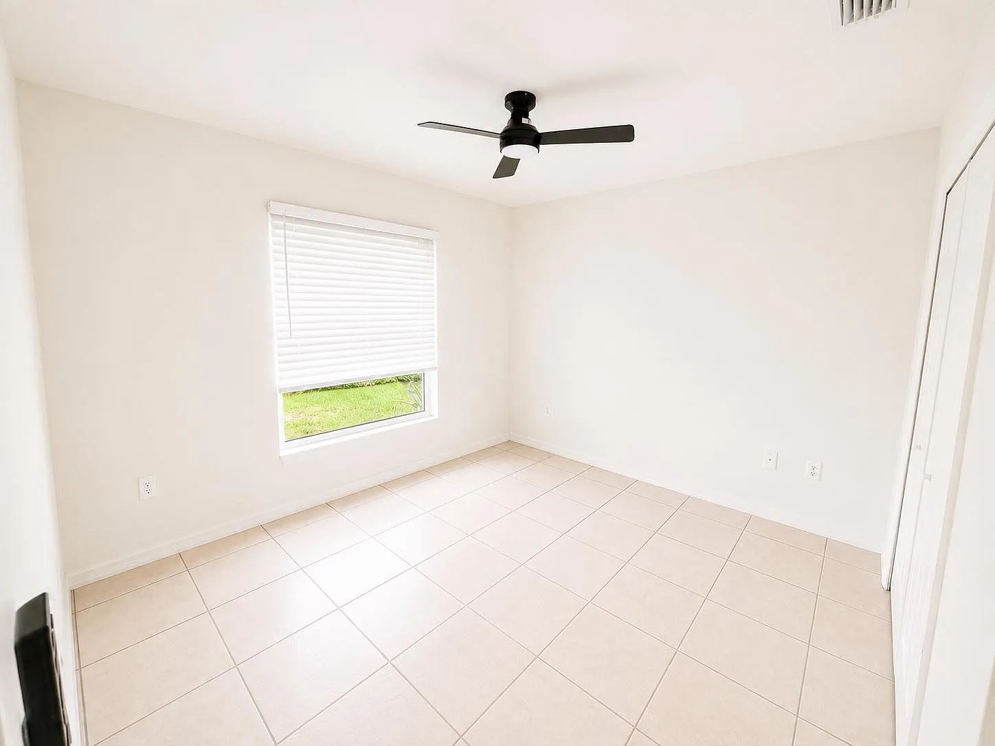 2 bed, 1140 sqft, $1,500 — Photo 3