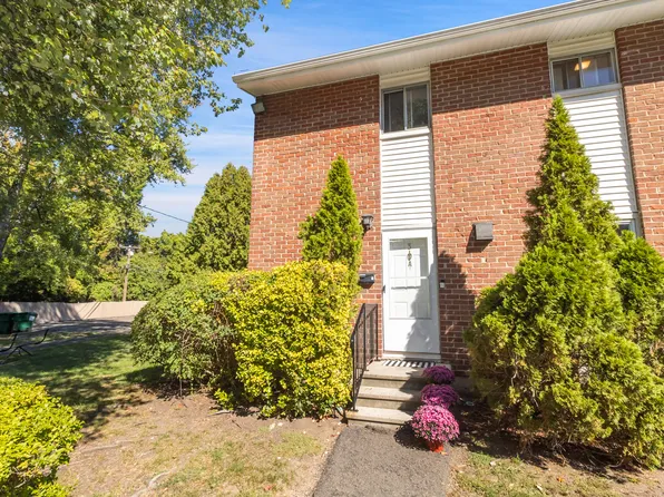 80 County Street #8A, Norwalk, CT 06851