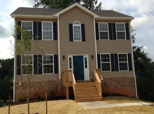 647 Old Fort Rd, Rocky Mount, VA 24151