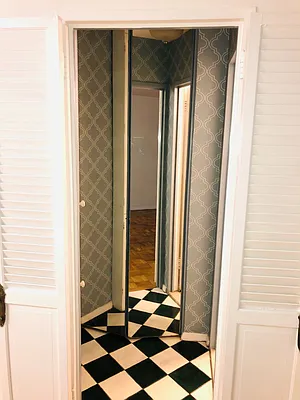 Sold by R New York | media 12