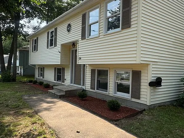 84 Catherine St, Gardner, MA 01440