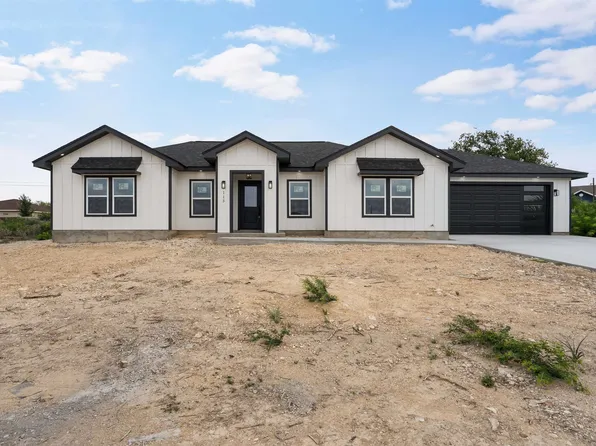 115 Shadow Mountain Dr, Del Rio, TX 78840