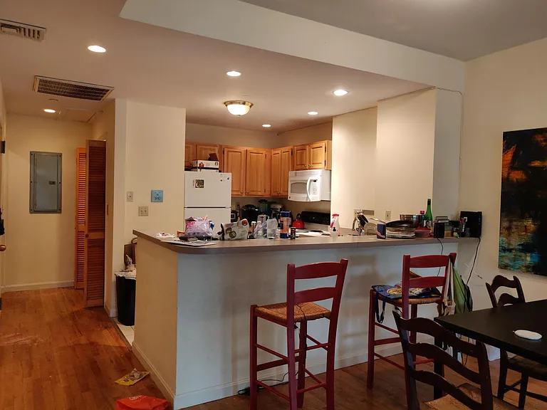 152 Harvard St #1 — Photo 23