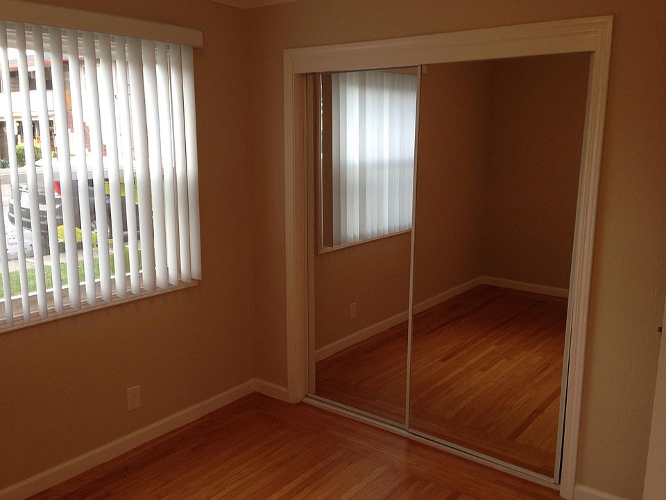 2nd image of 429 Waverley St #429