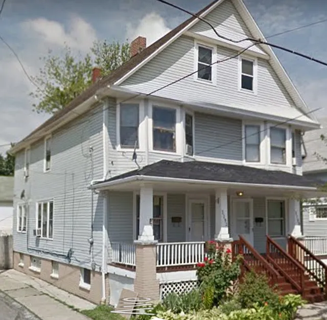 3192 W 58th St photo 1