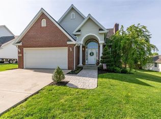 1407 W Eagleview Dr, Bloomington, IN 47403