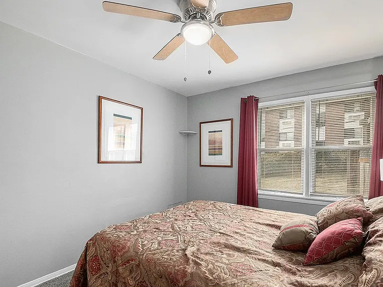 520 S 70th St — Photo 14