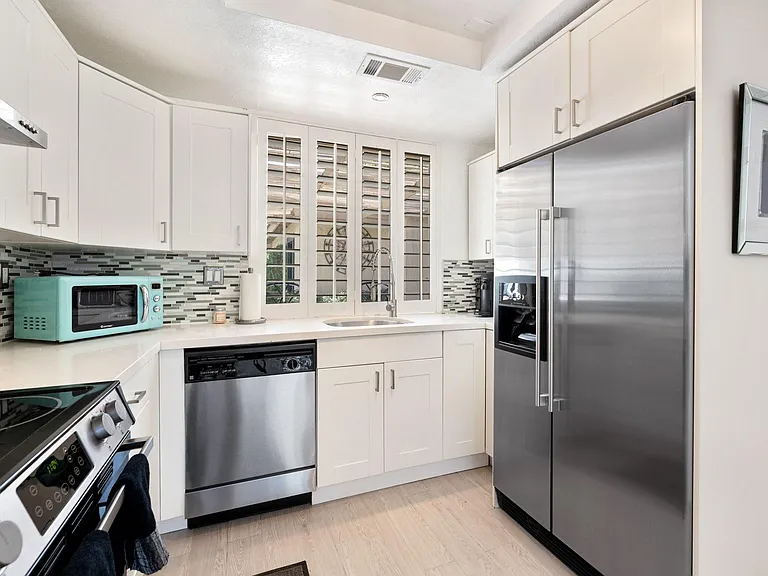 337 Villena Way — Photo 11