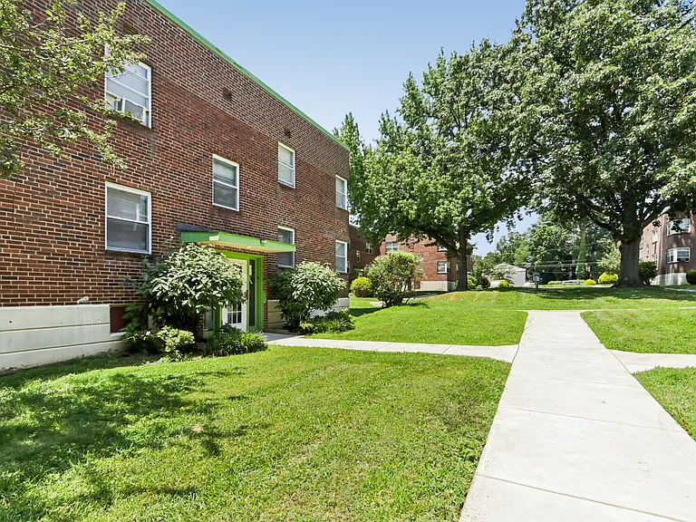 Greene Tree Apartments — Photo 14
