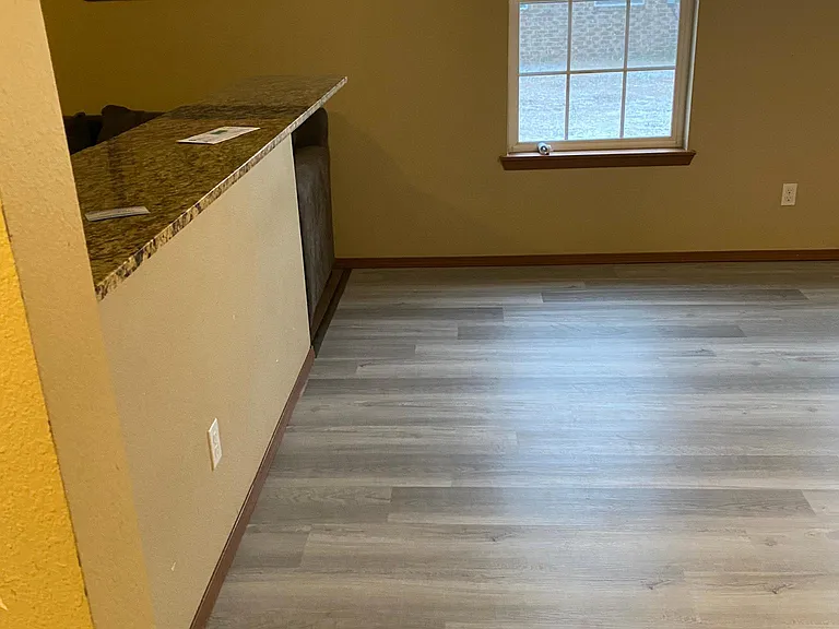 200 Foxglove St — Photo 5