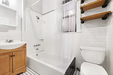 Rented by Jonathan Wachtel, LREB