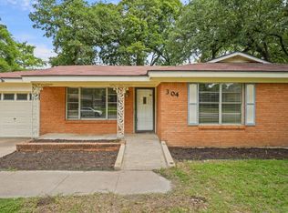 304 W Cheryl Ave, Hurst, TX 76053