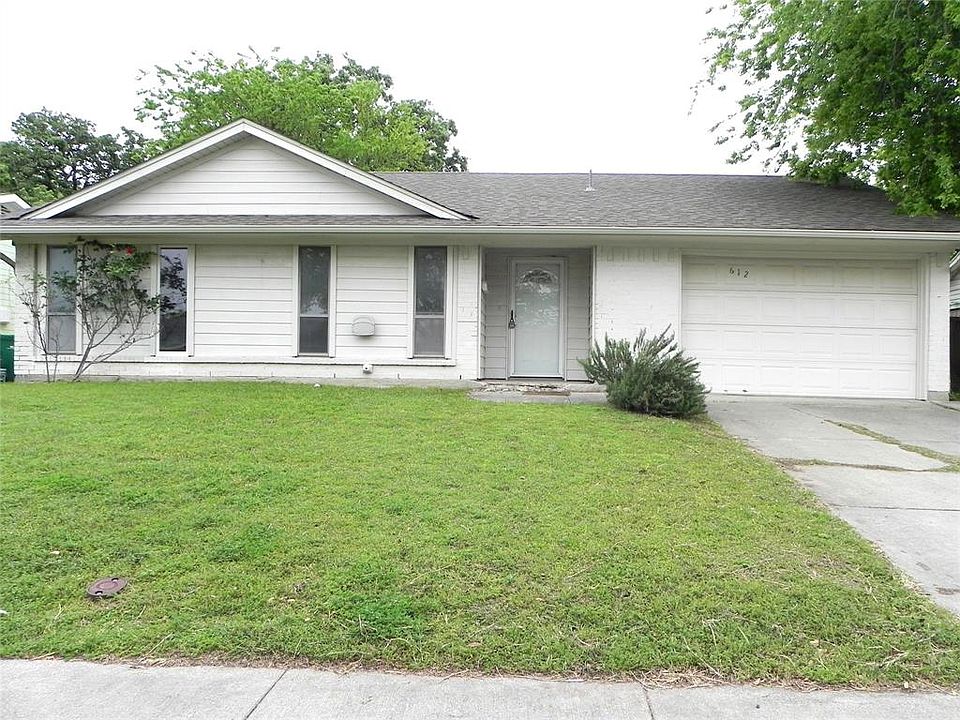 1st image of 612 Sweetbriar Dr
