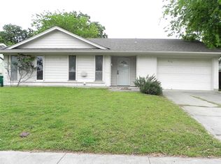 612 Sweetbriar Dr, Lewisville, TX 75067